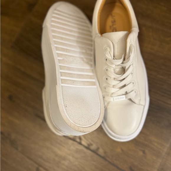 White platform JSlides. Only worn once. VGUC. Size 7.5. - Picture 2 of 3